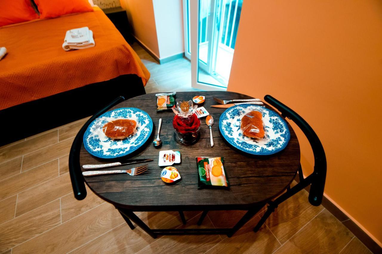 Irto B&B Кастелламмаре-ди-Стабия Экстерьер фото